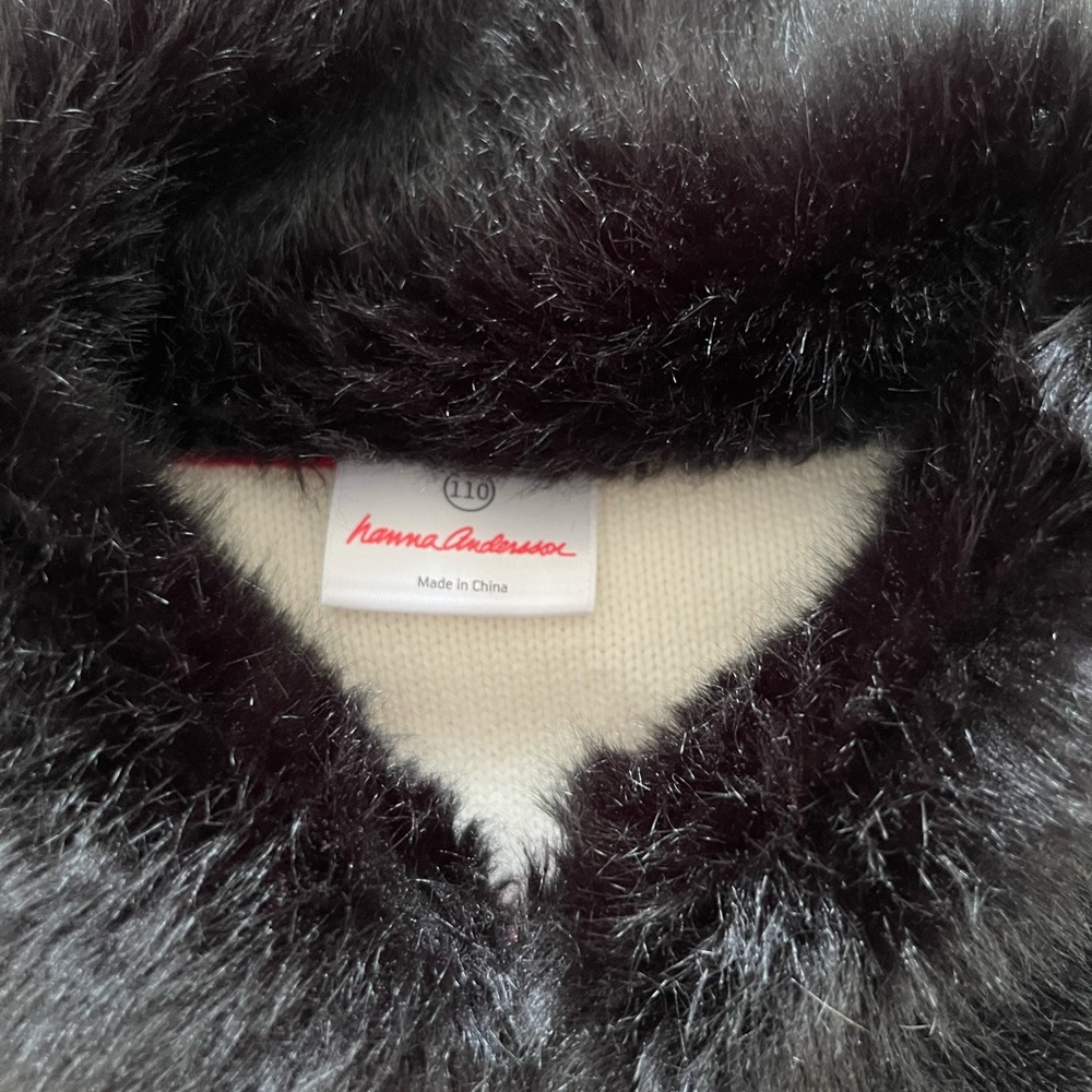 5/6 Hannah Anderson sweater in good condition. It’s such great quality!